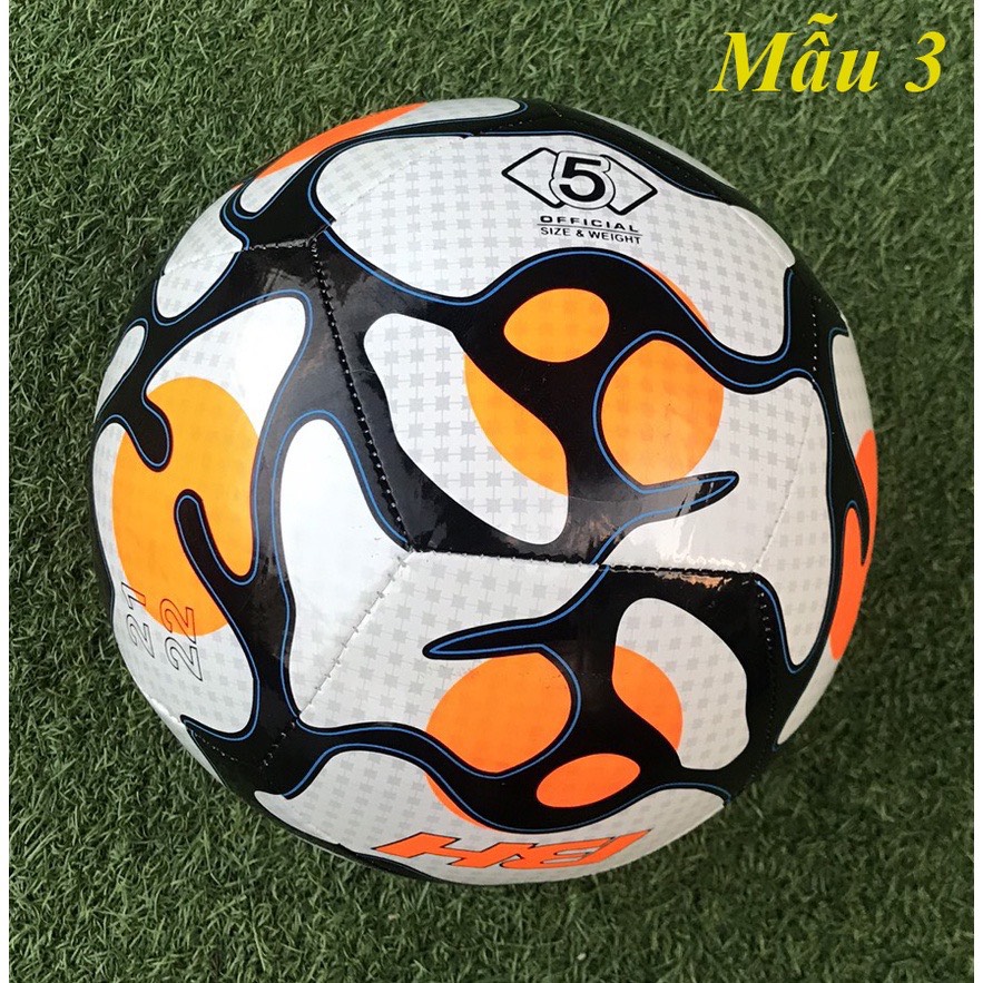 Bóng đá trẻ em hoa Size 4 + Tặng kim bơm (bóng có nhiều màu - giao màu ngẫu nhiên)