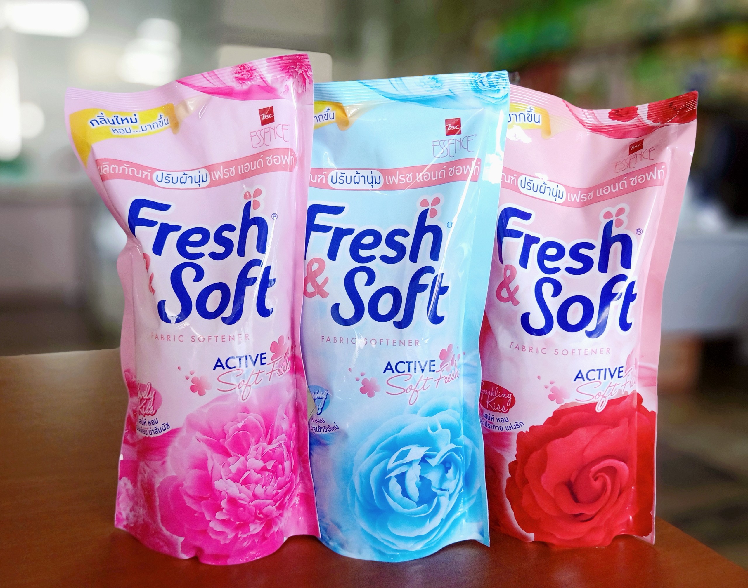 Túi Nước Xả Vải Fresh Soft 600ml -Thái lan - Màu Tím