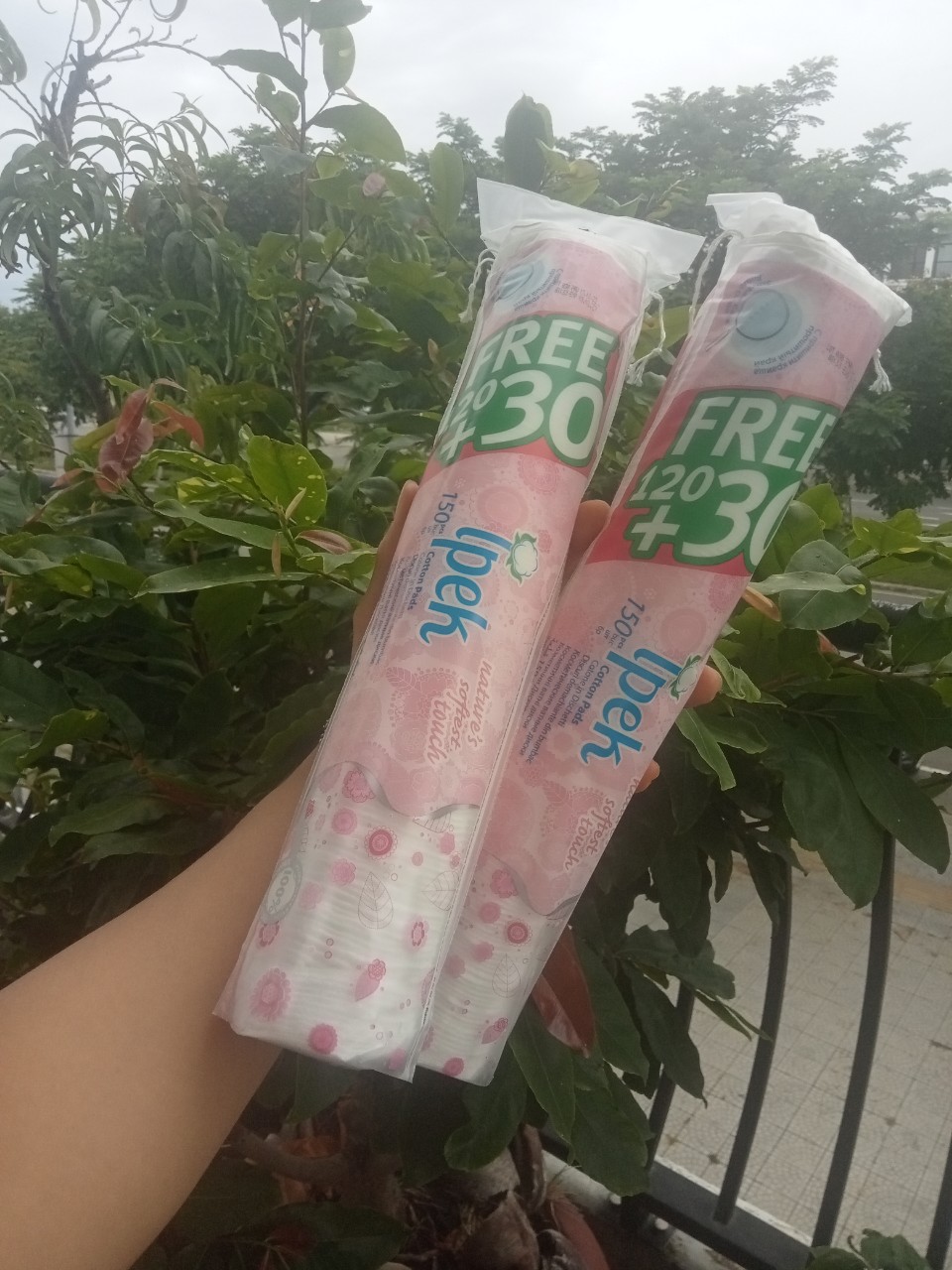 Combo2 Bông tẩy trang Ipek siêu mềm mịn 150 miếng