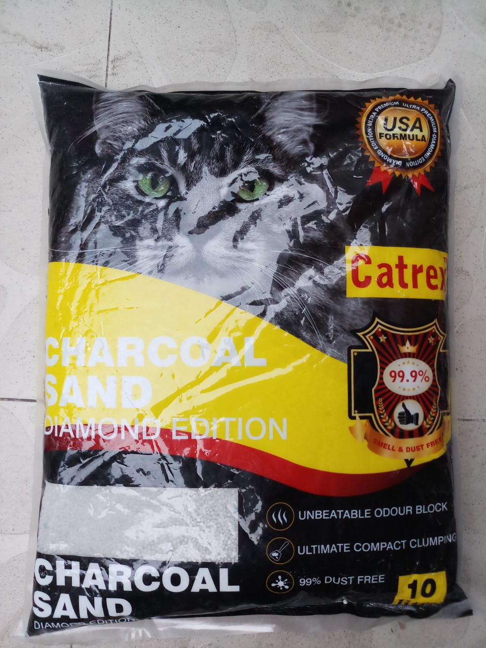 Cát vệ sinh cho mèo Charcoal Sand 5L (4 mùi hương)