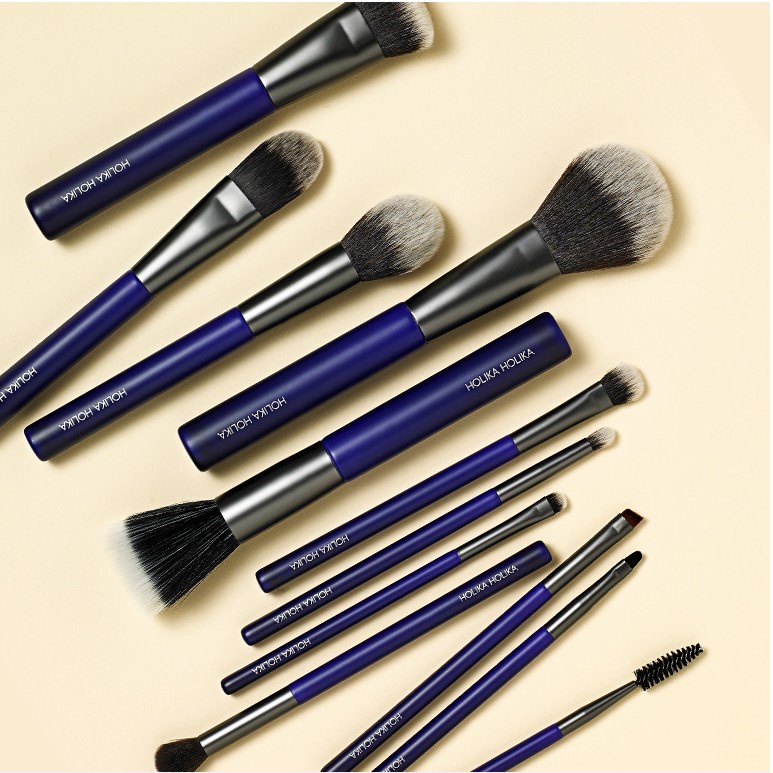 Cọ đánh phấn phủ Holika Holika Magic Tool Powder Brush 18 x 3,5 cm - 7168