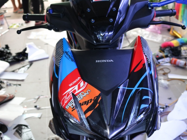 Tem Trùm Exciter 150 đen viền xanh