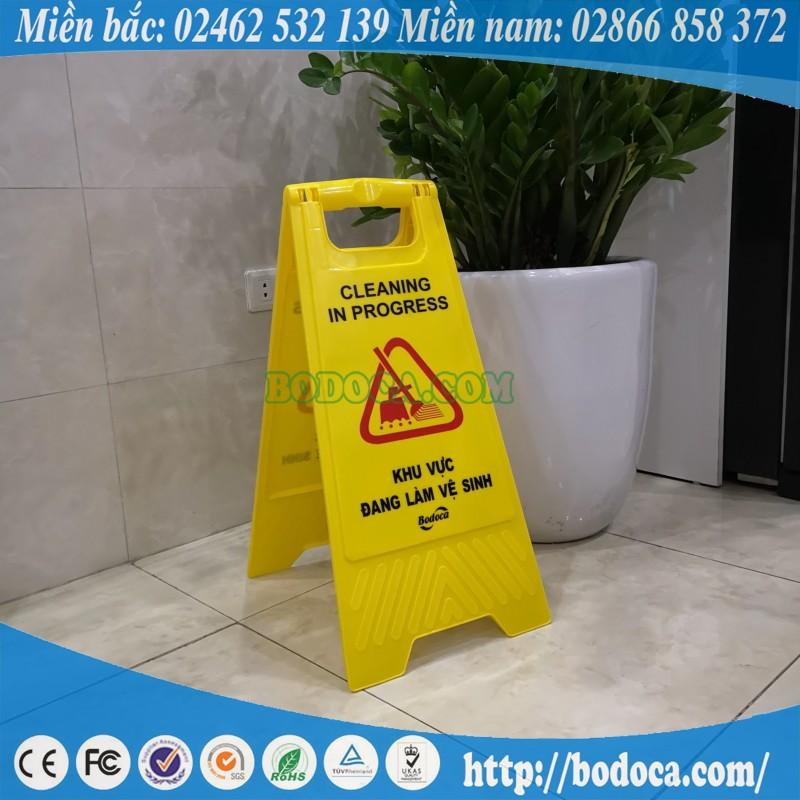 [HCM]Biển cảnh báo đang làm vệ sinh Bodoca