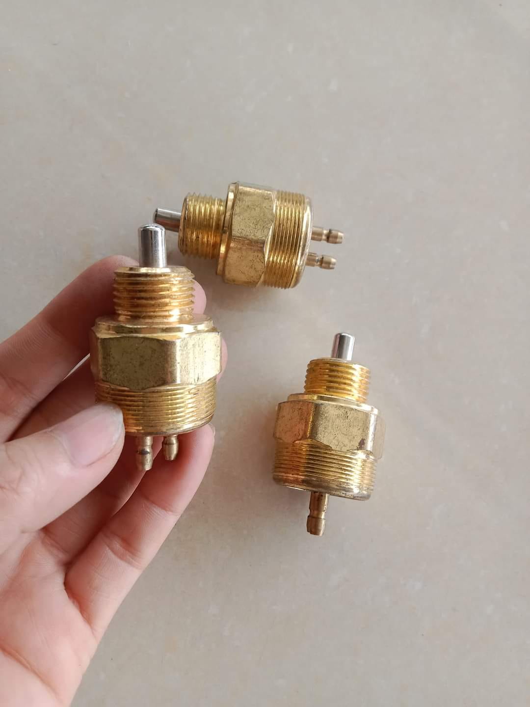 Núm báo lùi nhiều loại - hàng mới - chất lượng