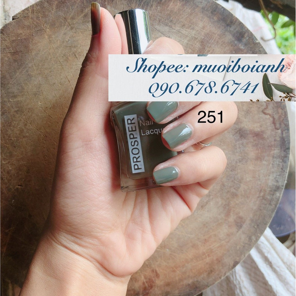 Sơn móng tay Vuông