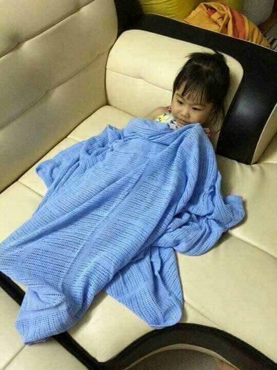 Chăn lưới chống ngạt cho bé