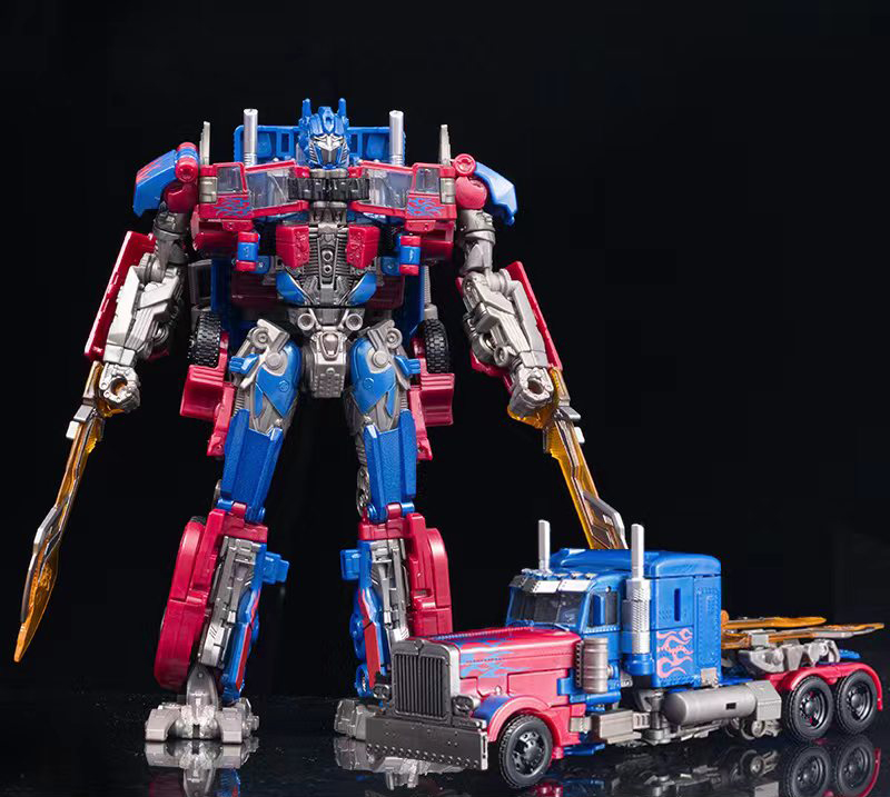 Mô Hình Optimus Prime Voyager Class KO SS05
