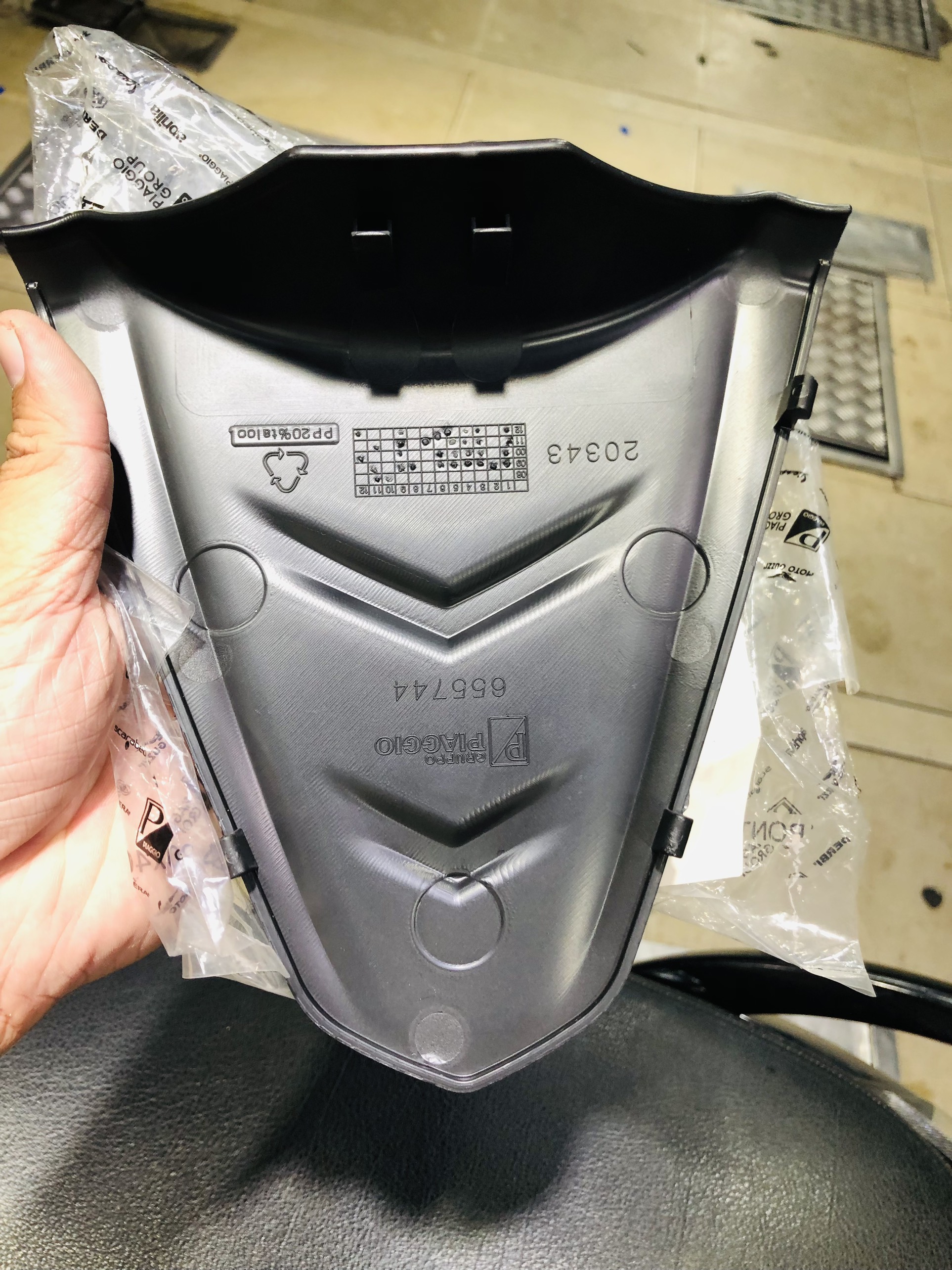 Ốp tay dắt sau Liberty 3V Piaggio