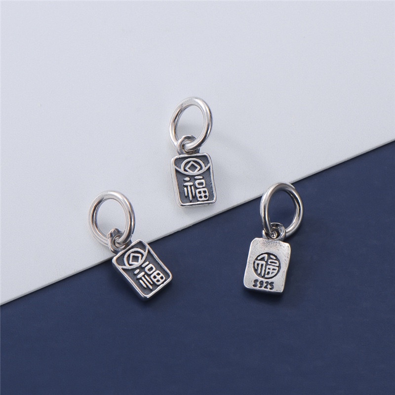 [S925] Charm bạc nhỏ khắc chữ May Mắn - MH865
