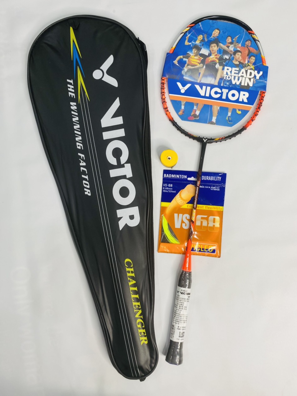 Vợt cầu lông victor khung cacbon căng sẵn 10kg tặng bao đựng vợt + quấn cán