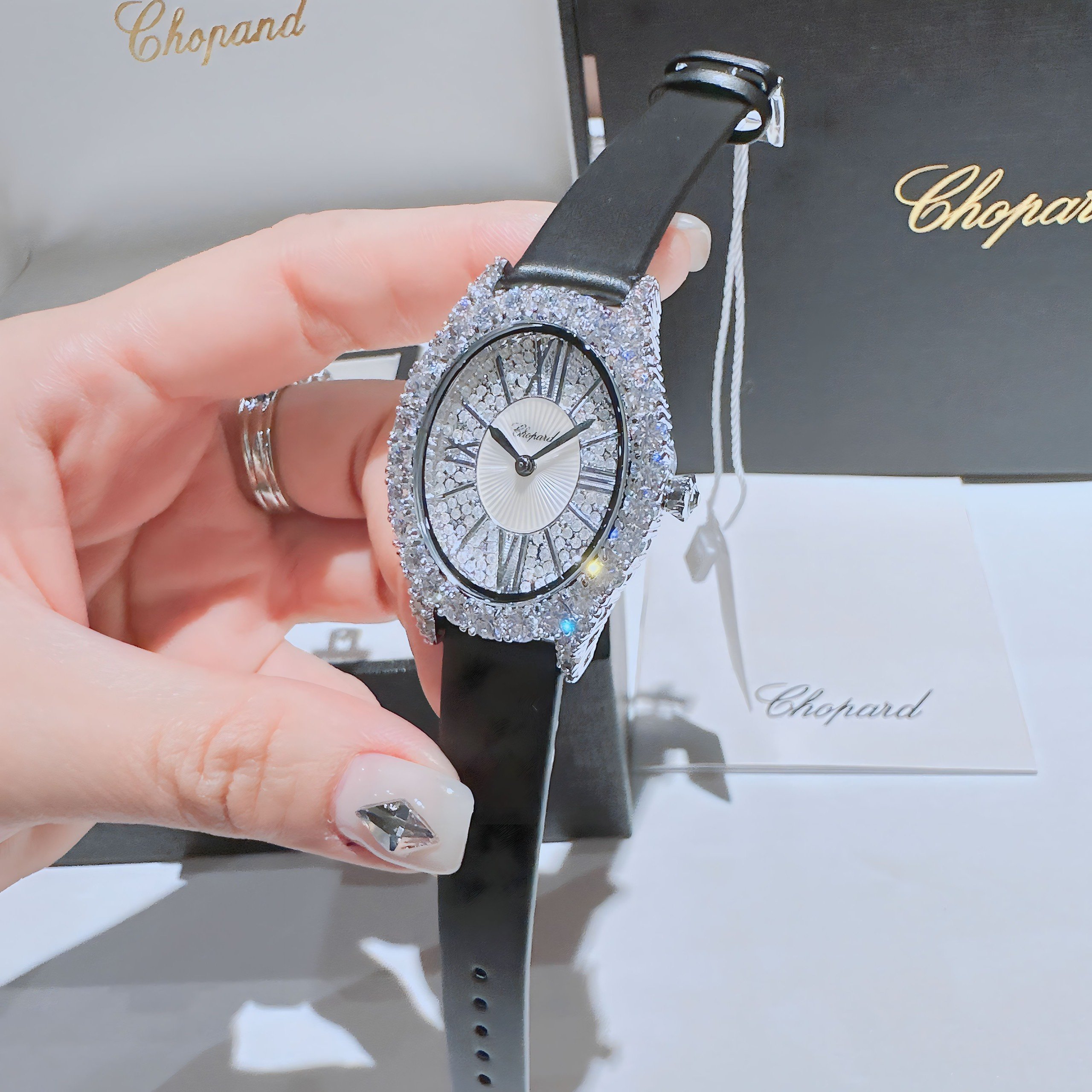 Ch0pard luxury fashion luxury women leather strap watch 35mm fullbox stainless steel case stainless steel watch, shop Kiwi