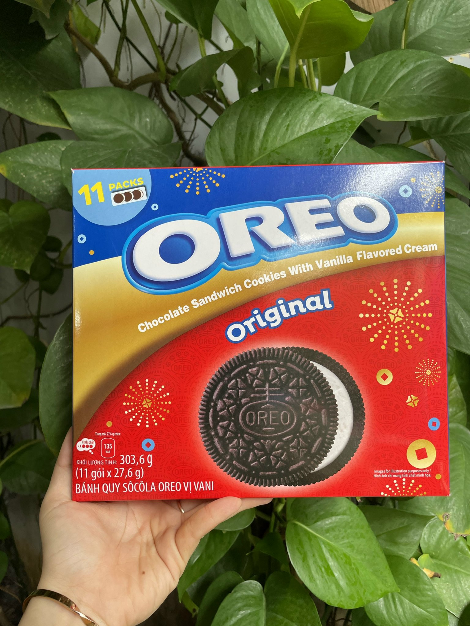Bánh Quy Sôcôla Oreo Vị Vanilla (Hộp 303.6g)