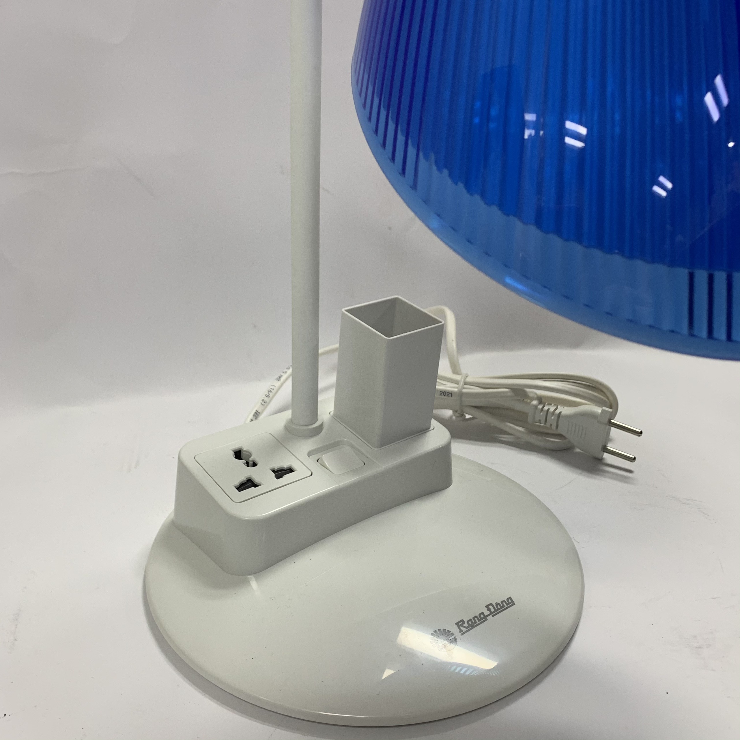 Đèn bàn LED Model: RD-RL-40 8W (OC-OB) Rạng Đông