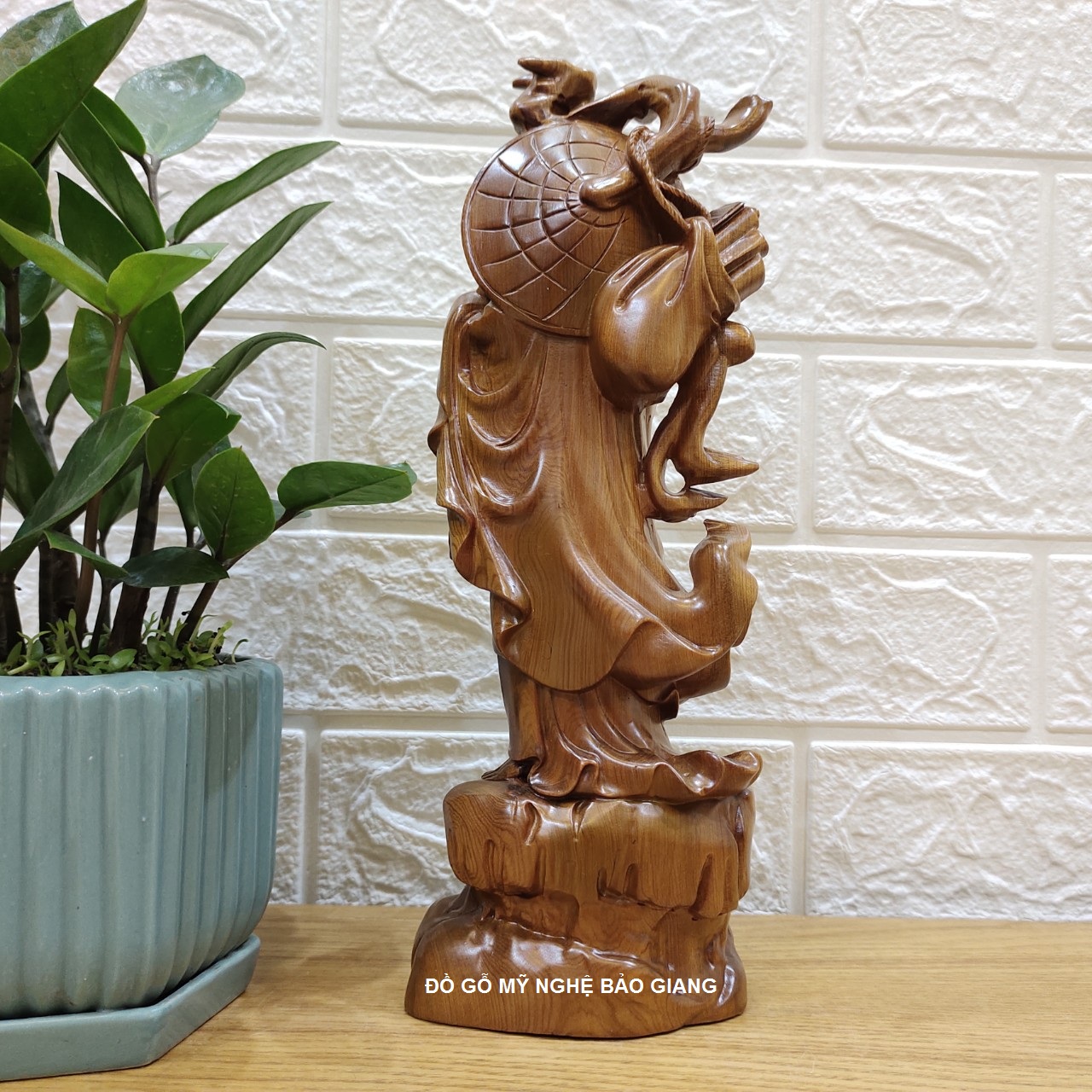 Tượng đạt ma sư tổ gỗ bách xanh