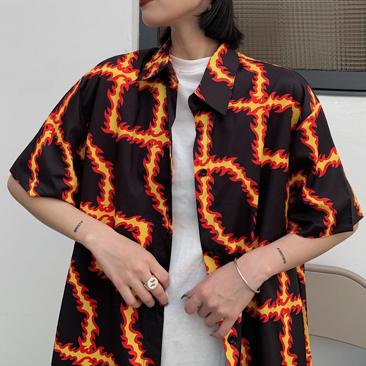 Áo sơ mi tay lỡ unisex màu đen LỬA ĐỎ cực chất