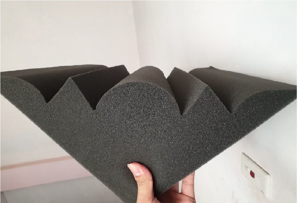 2 TẤM MÚT TIÊU ÂM GÓC BASSTRAP STUDIOFOAM METRO-3.KÍCH THƯỚC 1 TẤM 30*30*50CM