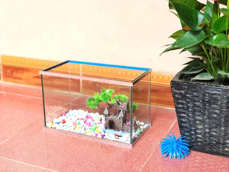 Bể cá mini viền gương cỡ 30*15*18cm để bàn trang trí nhà cửa, bàn làm việc kèm đèn led