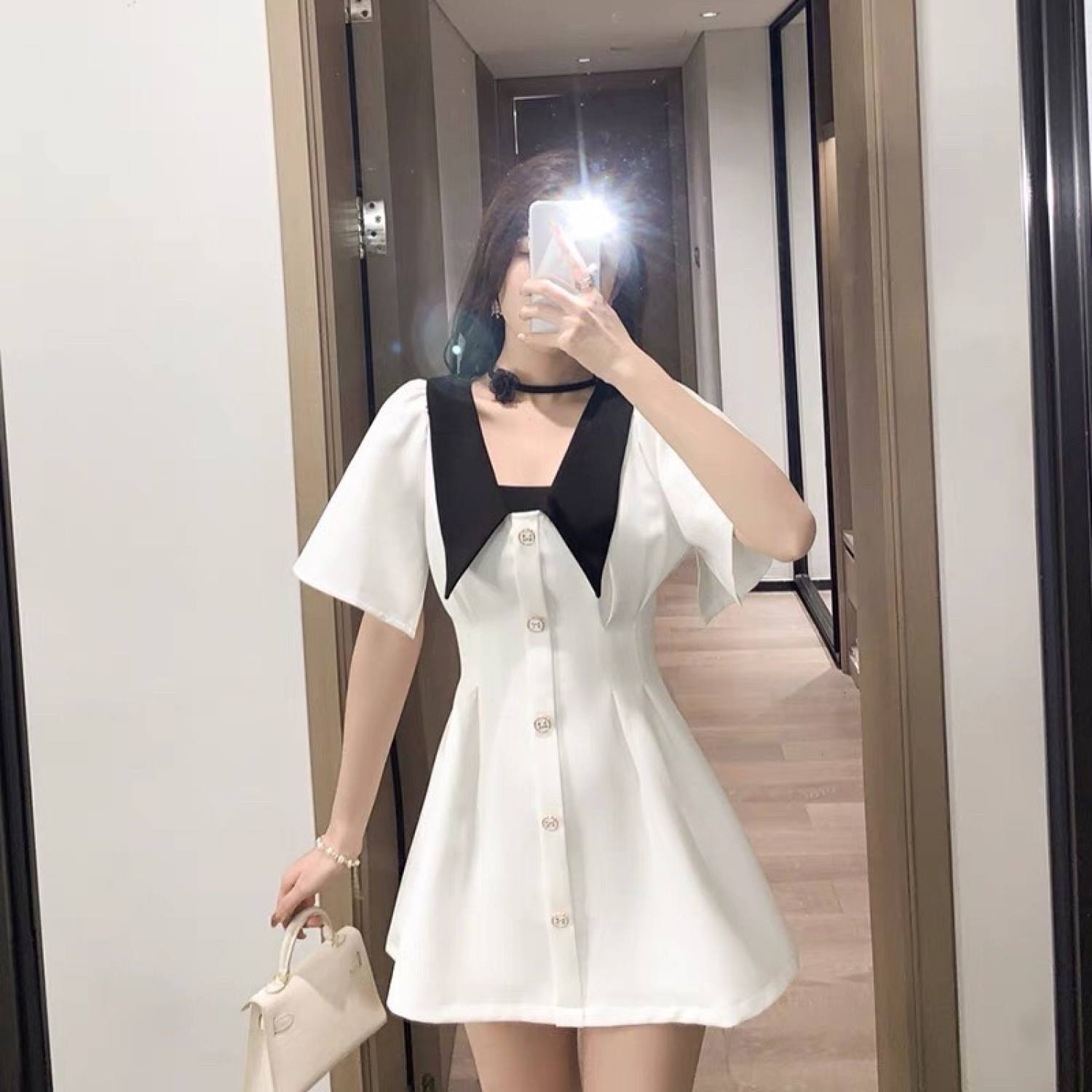 [Voucher 50k Freeship Max 0 đồng toàn quốc]FREESHIP ĐẦM TIỂU THƯ MẶC ĐI TIỆC CỔ V ĐÍNH NÚT DÁNG VÁY XÒE PHONG CÁCH HÀN QUỐC SANG CHẢNH