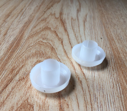 nút bịt càng trước. xe cup các đời ( màu đen hoặc trắng )