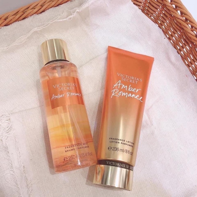 Combo Amber (Lotion 236ml + Xịt Thơm 250ml ) [Mẫu Mới]