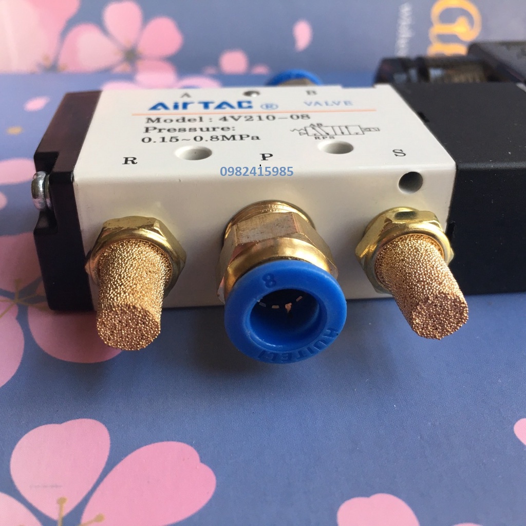 Van điện từ 5 cổng 2 vị trí 4V210-08 AirTAC