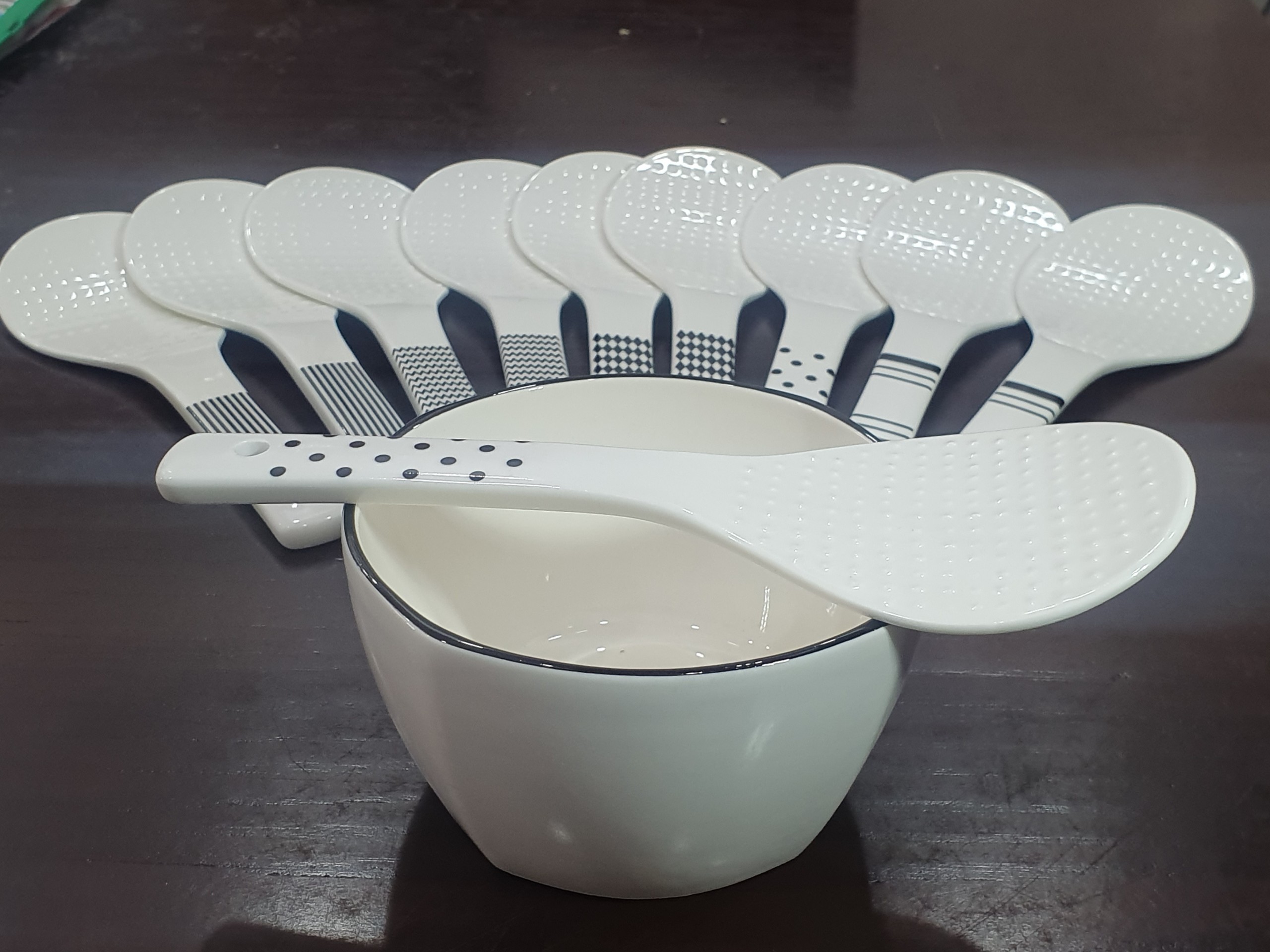 Muôi xới cơm/Thìa xới cơm bằng sứ Dư Dư - Hoa văn hình học