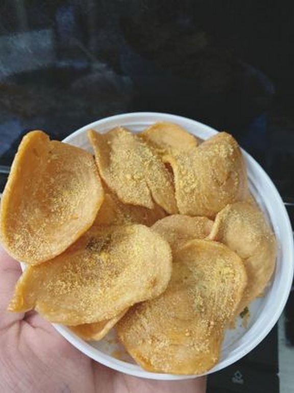 Tai heo mắm trứng muối - siêu hot 100g