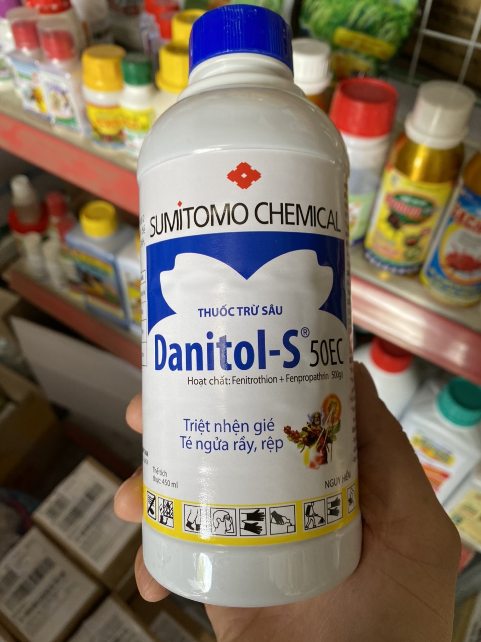 Th.uốc trừ rệp sáp Danitol - S 50EC - Chính hãng Nhật Bản (450ml)