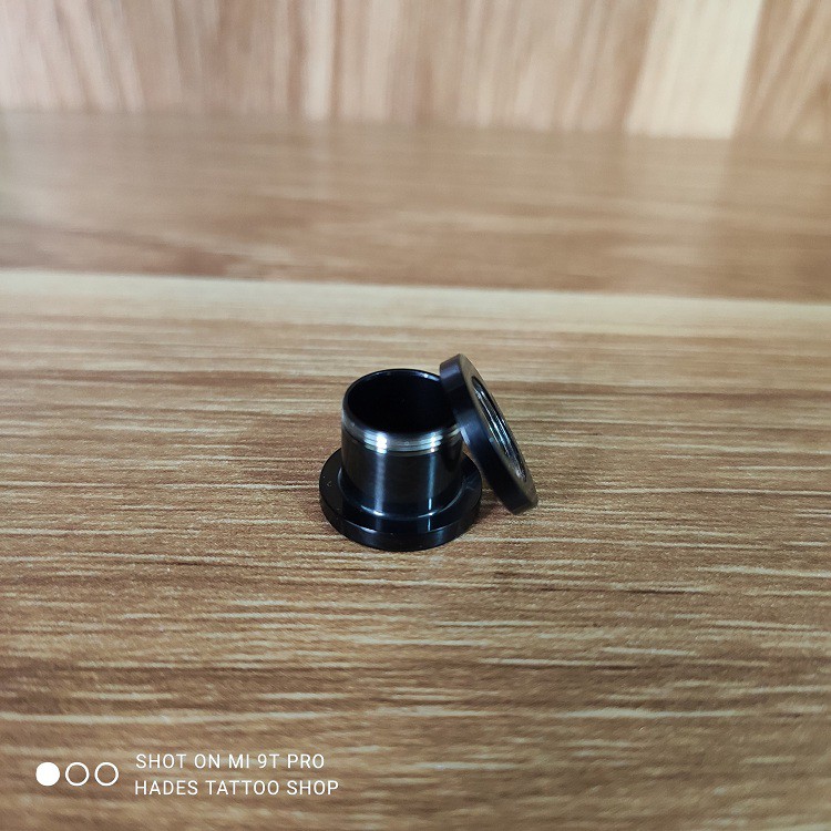 Khuyên nong tai size 22mm màu Đen vành dày