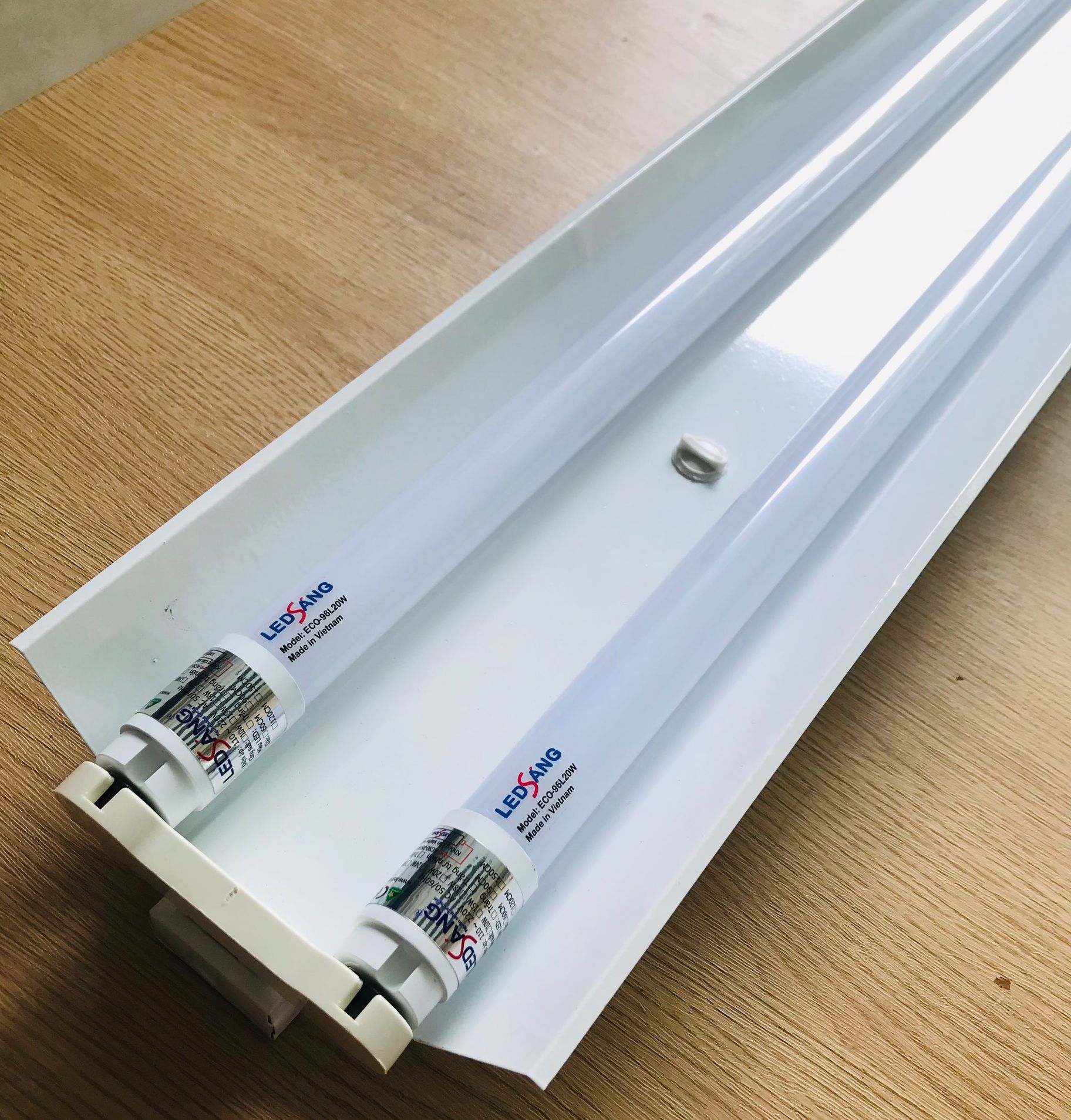 [HCM]Máng đèn LED 1.2m đôi ( máng đèn led chóa đôi ) - Máng heo 1.2m chóa đôi 2 bóng led