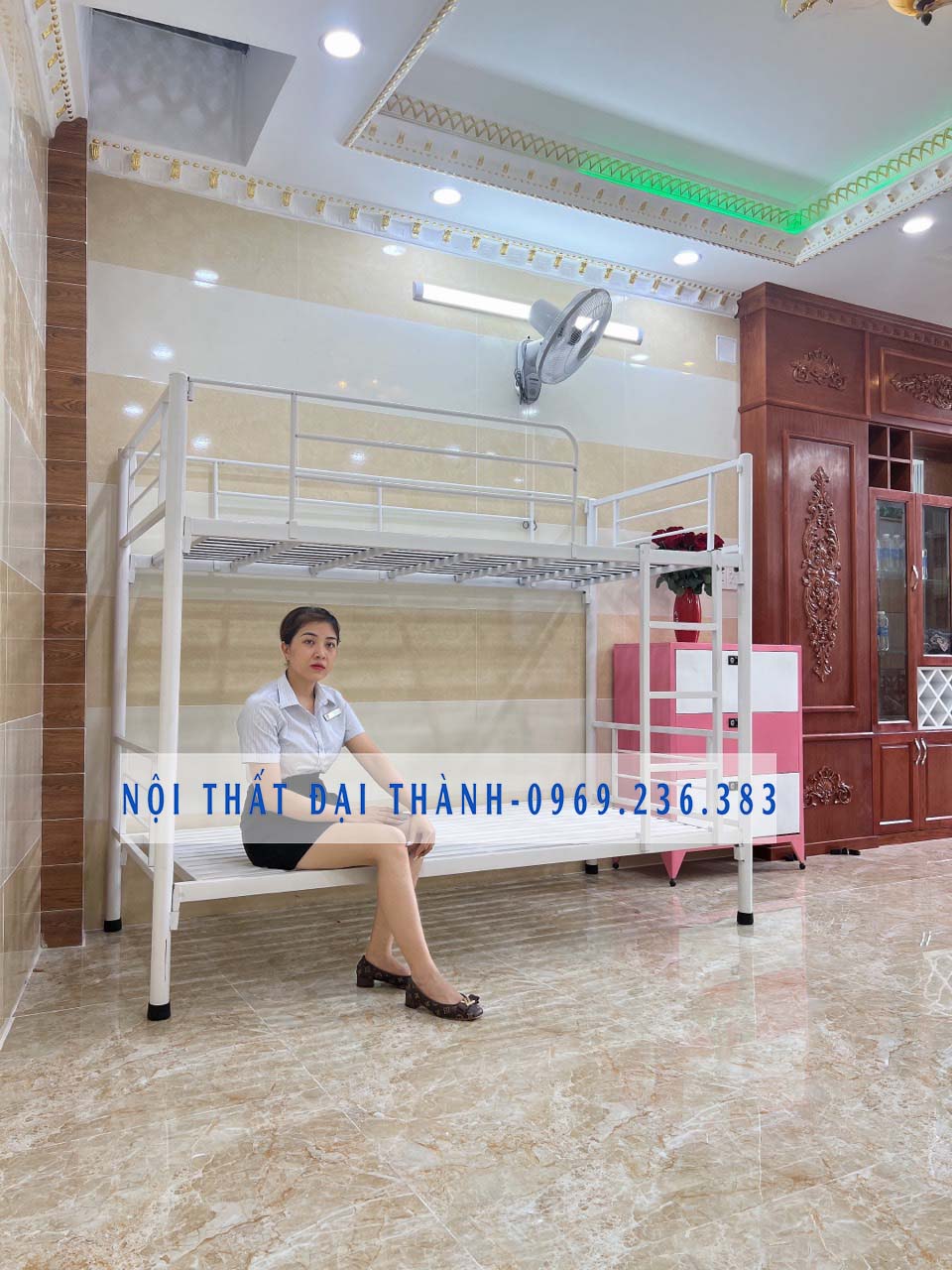 Giường sắt hai tầng tròn cao cấp hai lan can 1mx1m màu trắng