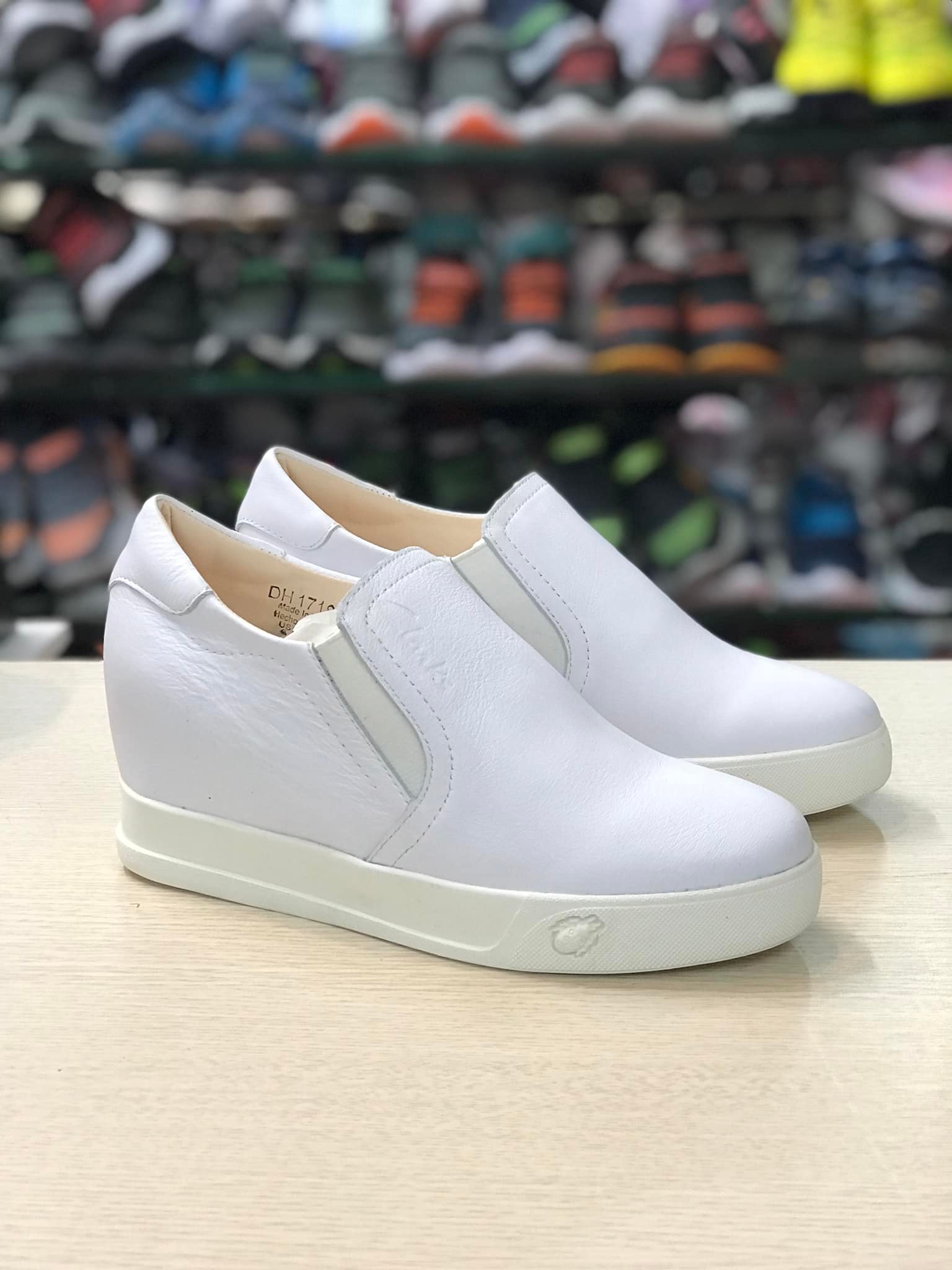 Giầy Slipon Độn Đế Nữ Cao 7CM