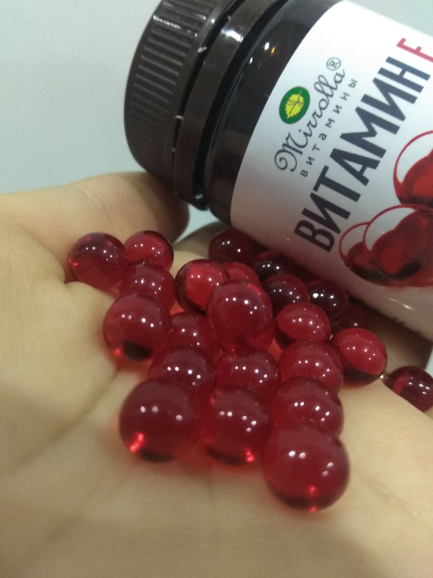 Vitamin E 270mg Mirrolla của Nga hộp 30 viên