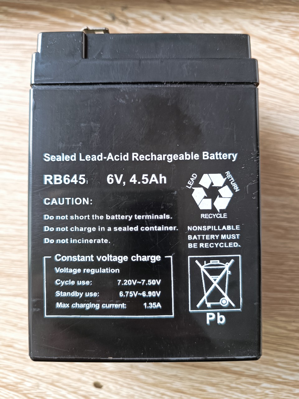 Ắc quy quạt sạc Kangaroo KG739 - Ắc quy quạt tích điện