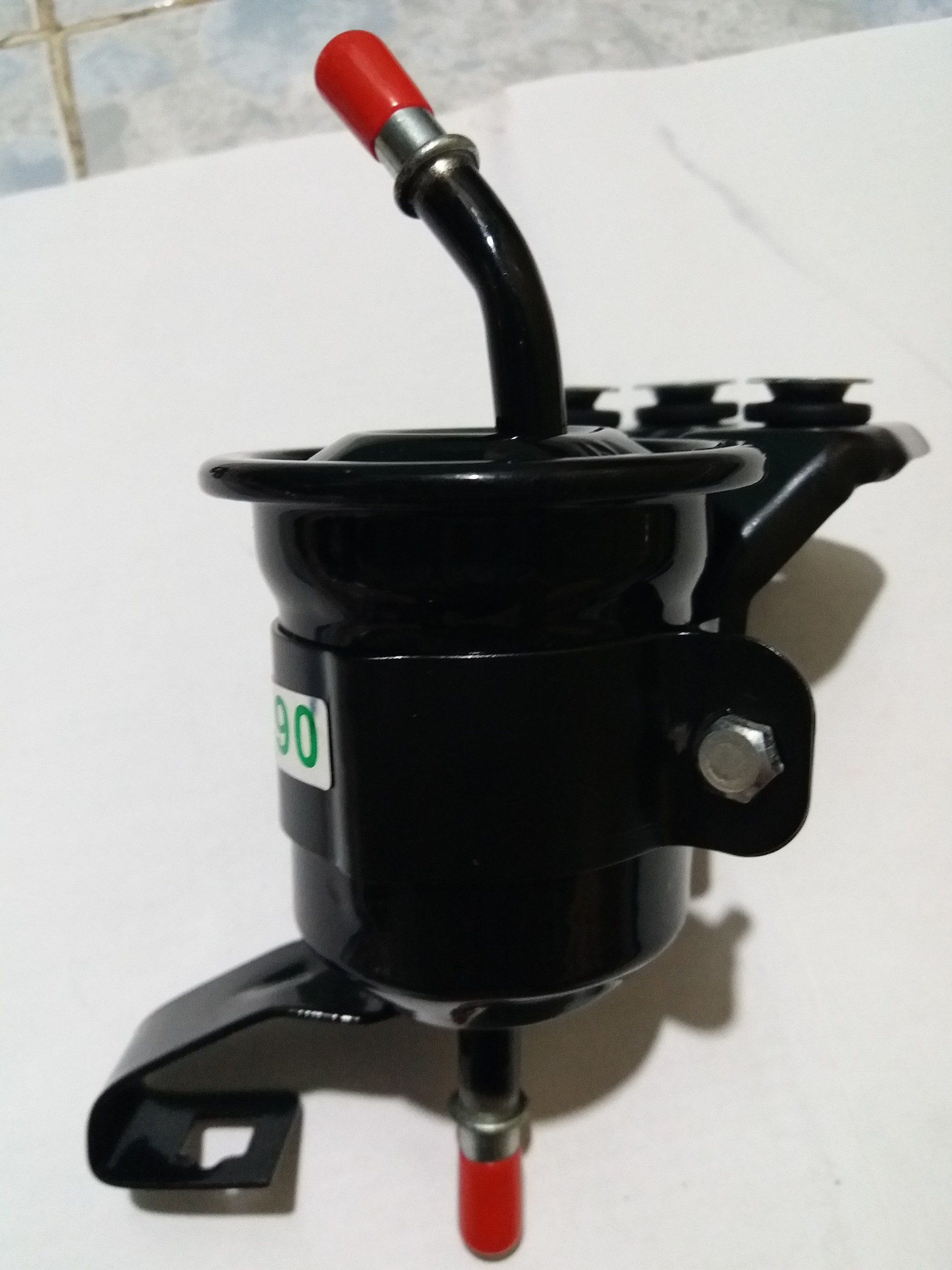 [HCMC] 01 Toyota Innova fuel filter, Fortune, Hilux, etc.