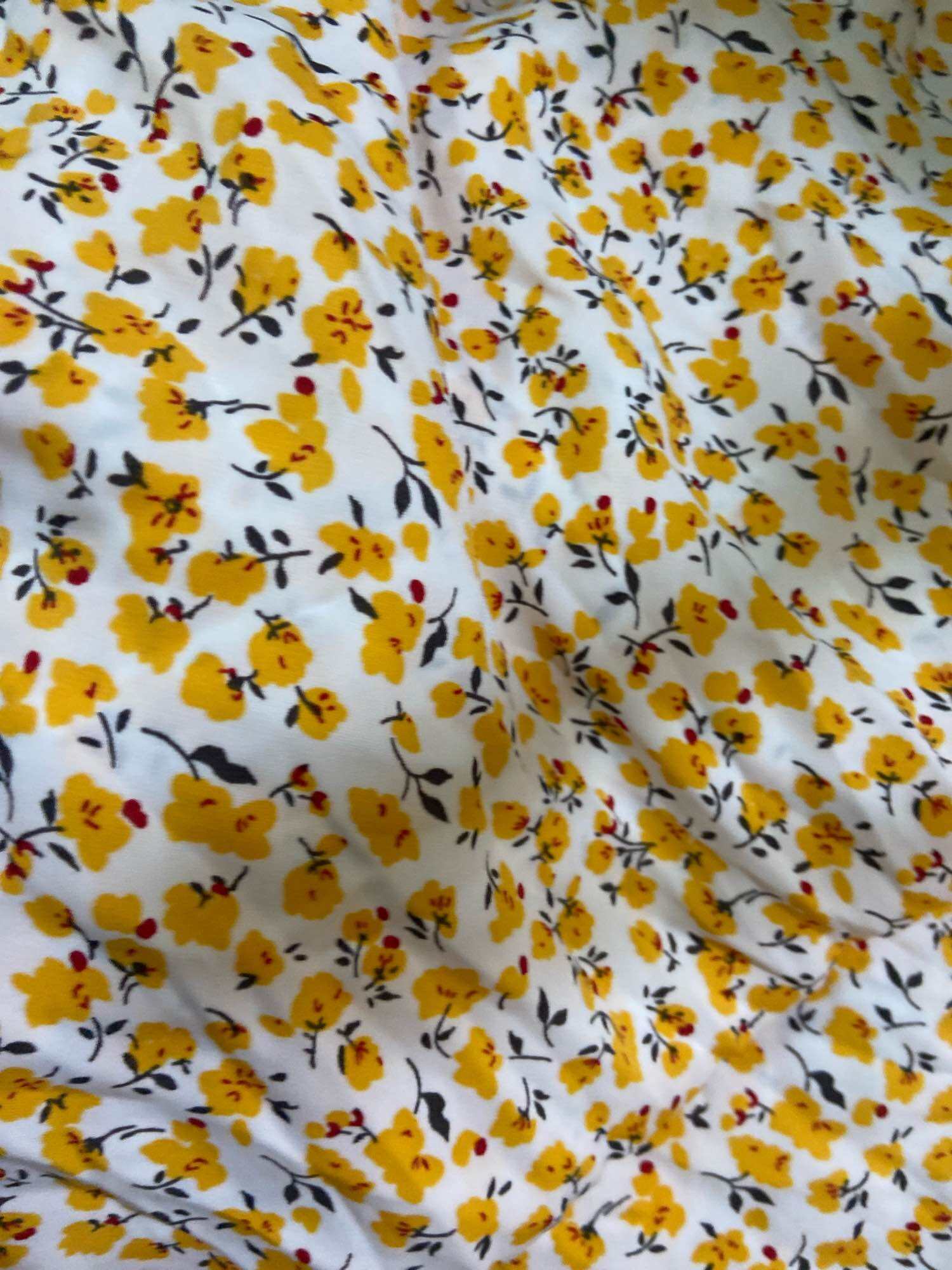 50cm x 1m5 vải lụa mango hoa nhí vàng mềm mịn mát (2-5)