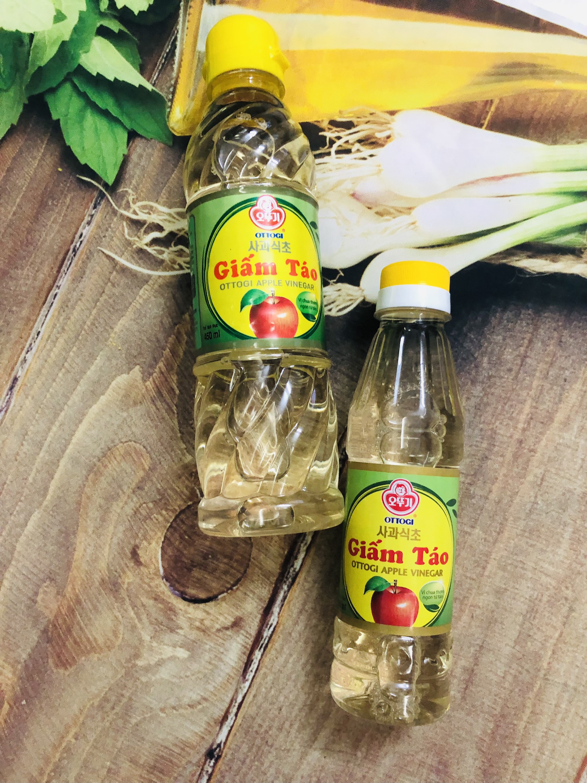 Giấm táo lên men Ottogi 450ml