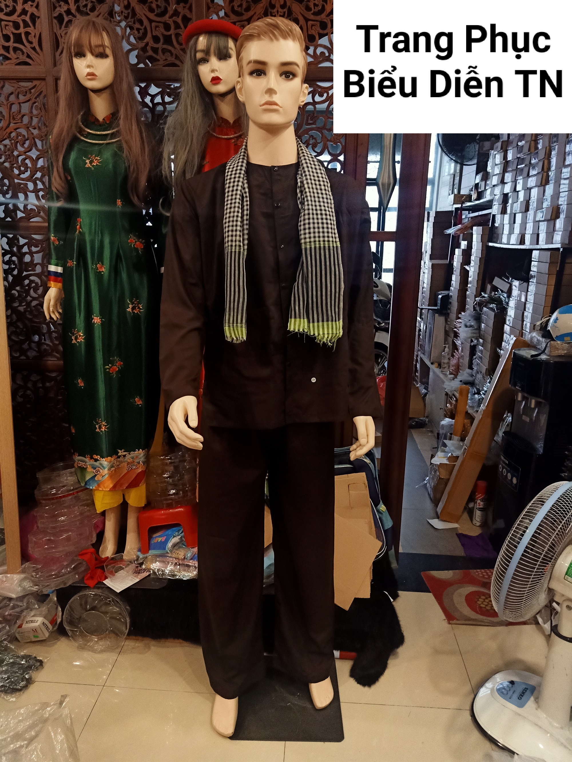 Trang Phục Bà Ba Nam Kèm Khăn Rằn