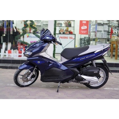 Ốp trang trí mặt trước mặt nạ ab 2016-2019 air blade 2016-2019 honda