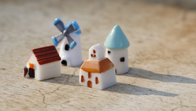 Phụ kiện trang trí tiểu cảnh: Mẫu nhà mới mini