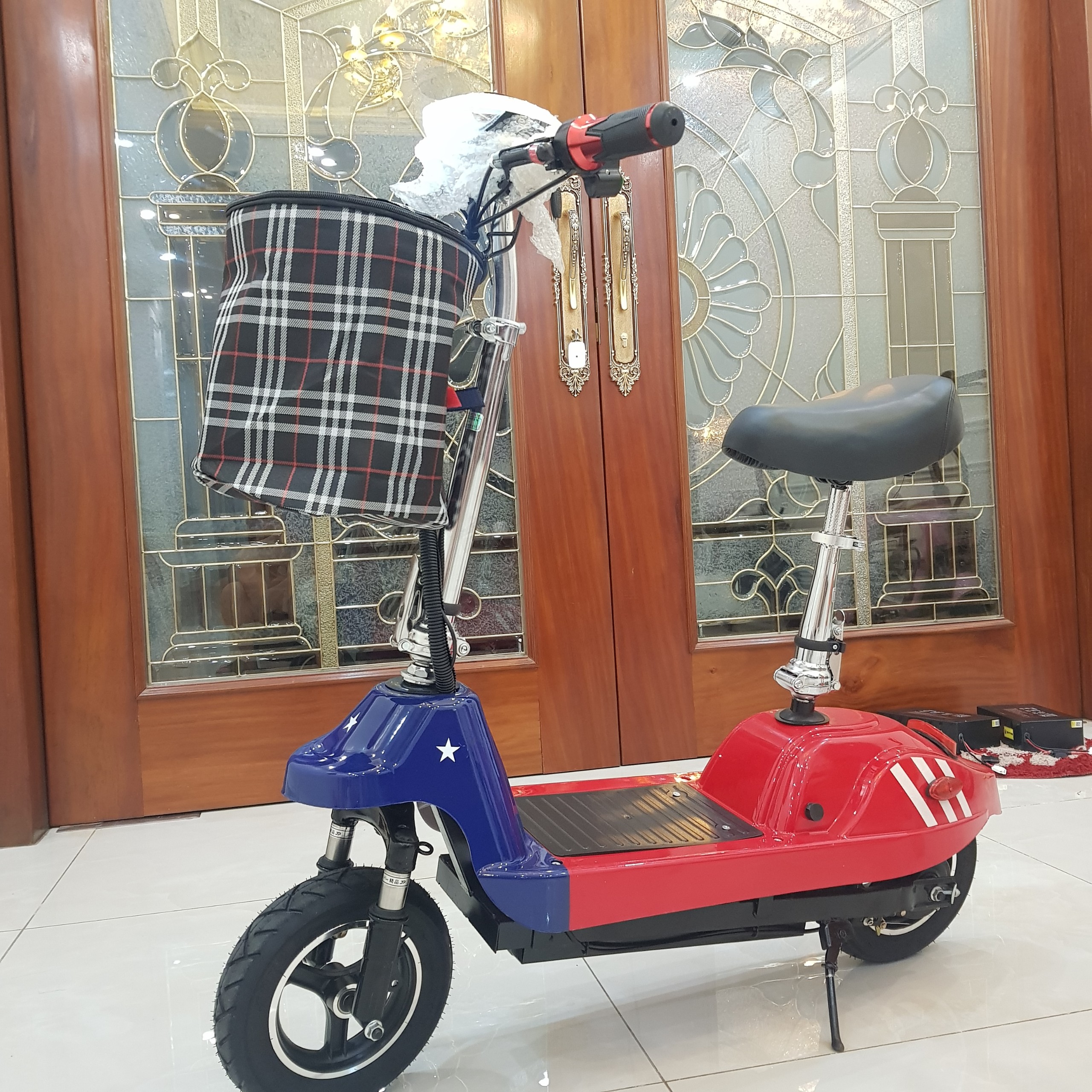 Xe Điện Gấp Gọn Mini E-SCOOTER bánh 10inch (Có Giảm Sóc Trước/ Tặng Giỏ/ Ác Quy 24V-12A)