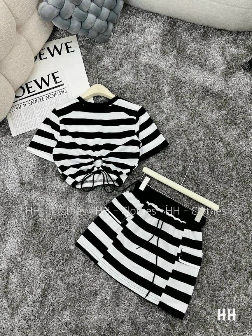 Set bộ sọc áo croptop tay ngắn cổ bẻ ôm eo cột dây phối chân váy ngắn, Set kẻ sọc ngang áo tay ngắn cổ tròn khoét hở lưng cột dây kèm chân váy bút chì