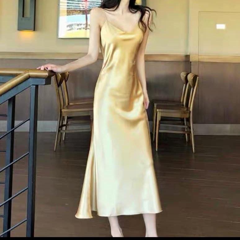 Đầm phi lụa hai dây dáng dài