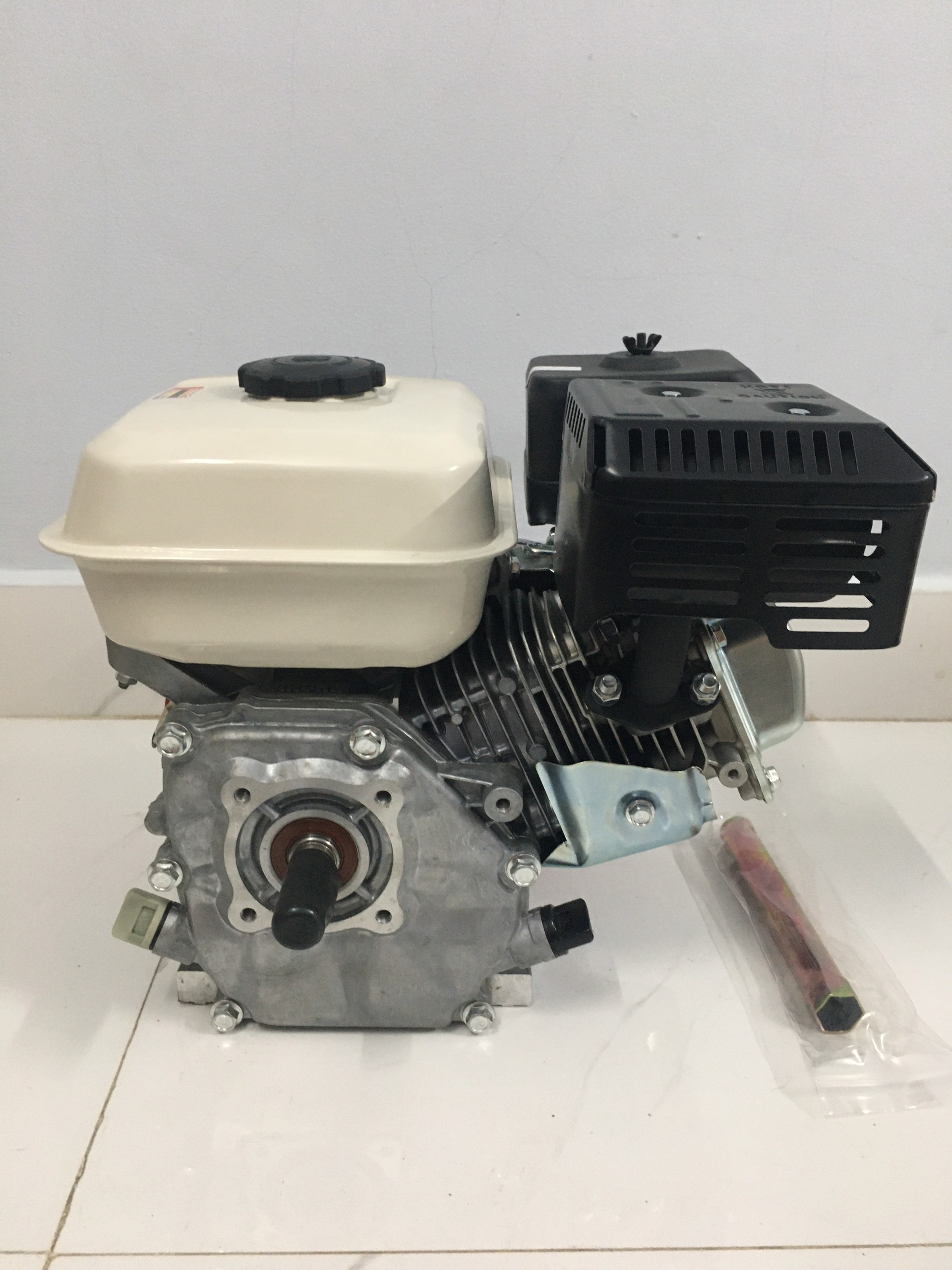 Động Cơ nổ máy xăng vikyno 168F2 6.5HP