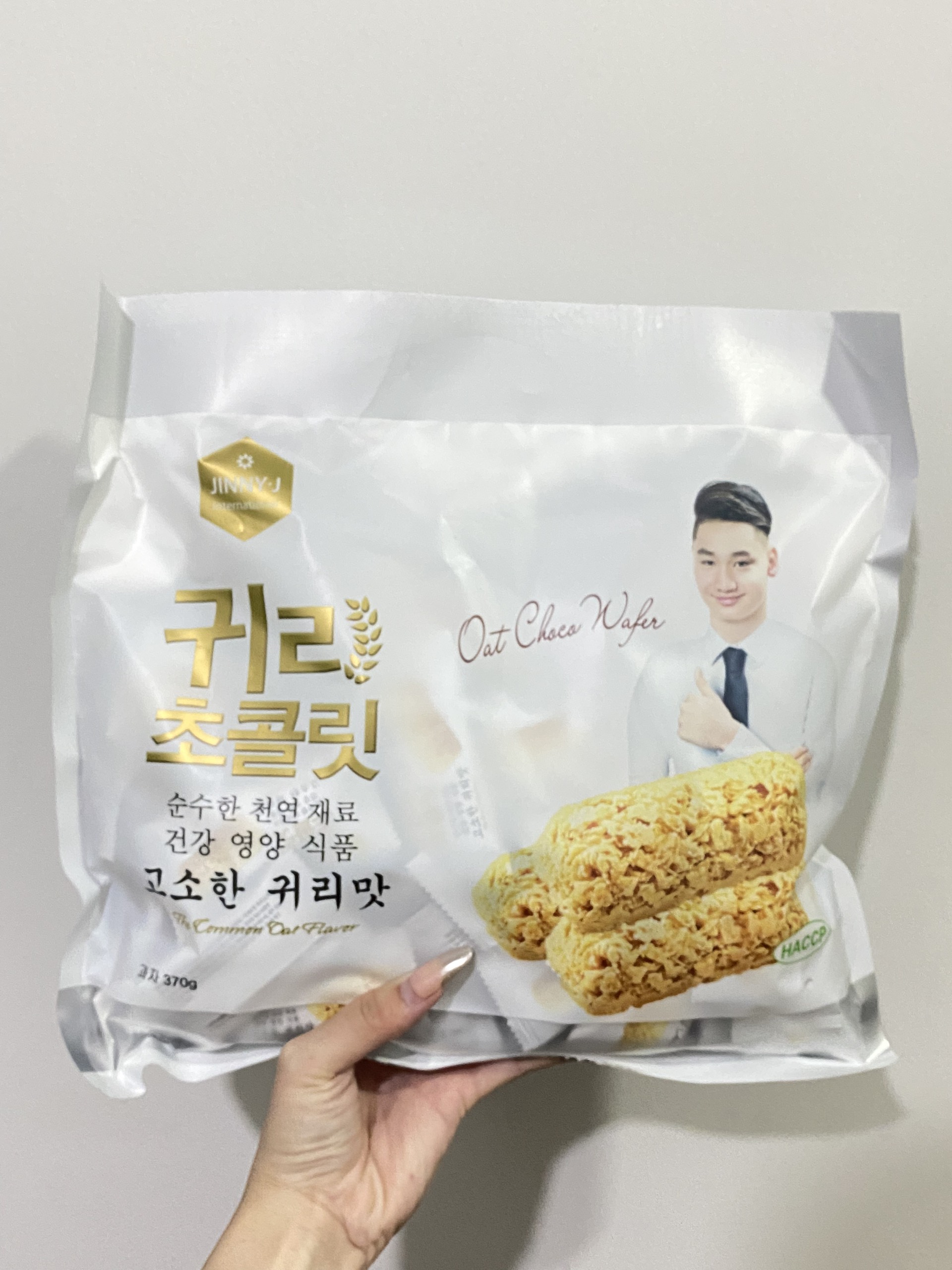Bánh Xốp Yến Mạch Jinny-J/Ruby&Ben (Gói 350g)