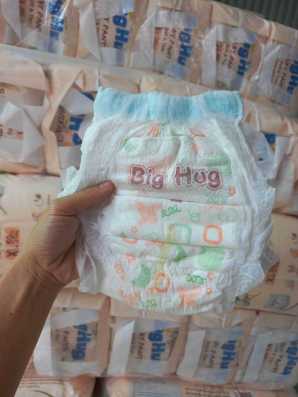 (BIG HUG) Bỉm Tả Quần Siêu Mềm Chun Đệm Mây Thám Hút Tốt