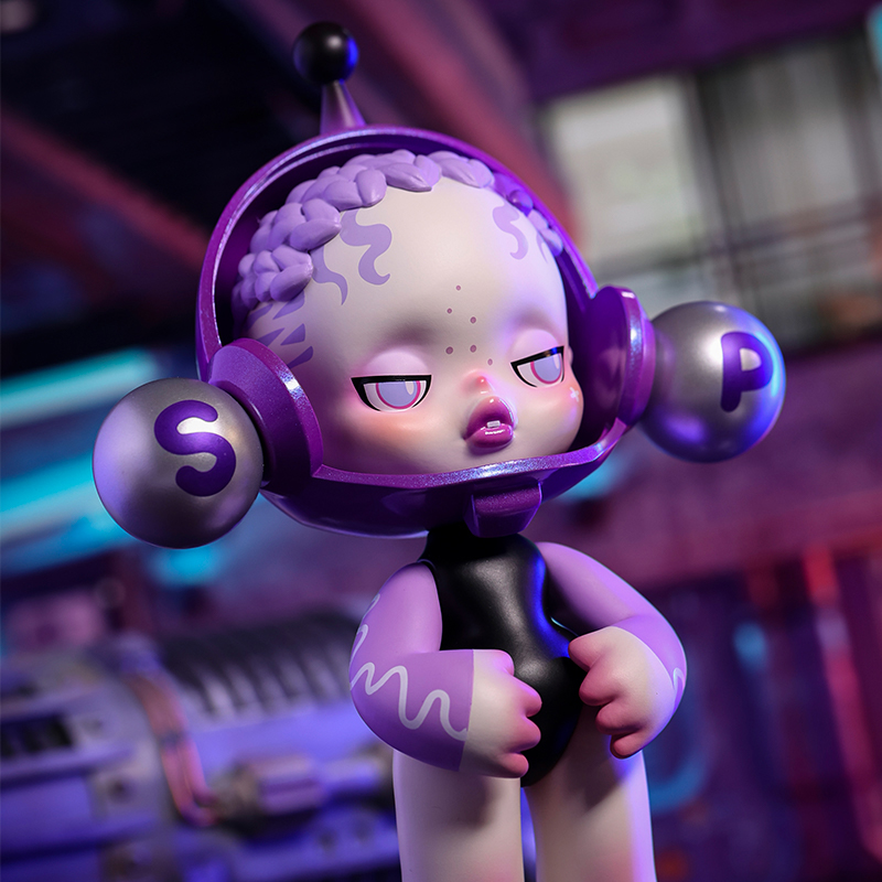 POP Mart Skullpanda OOTD Glaring Figurine 绫耀大号