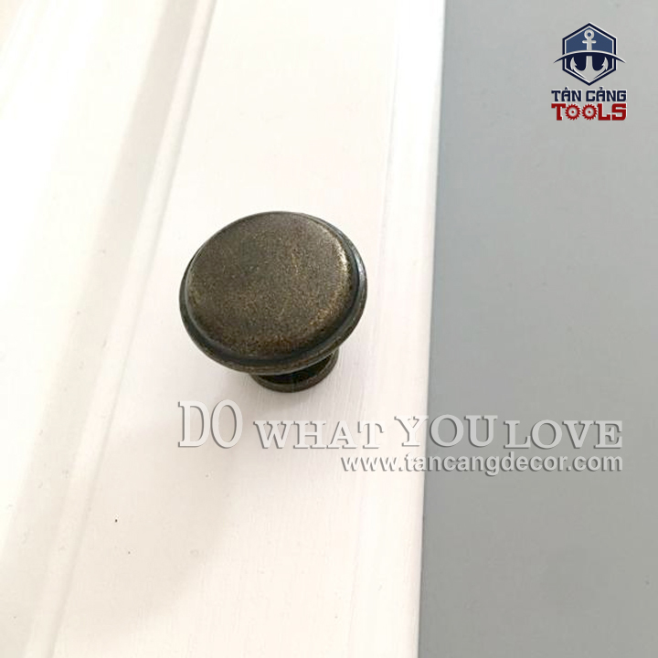 Tay Nắm 51 Màu Đồng Sẫm – KT: 2.6cm