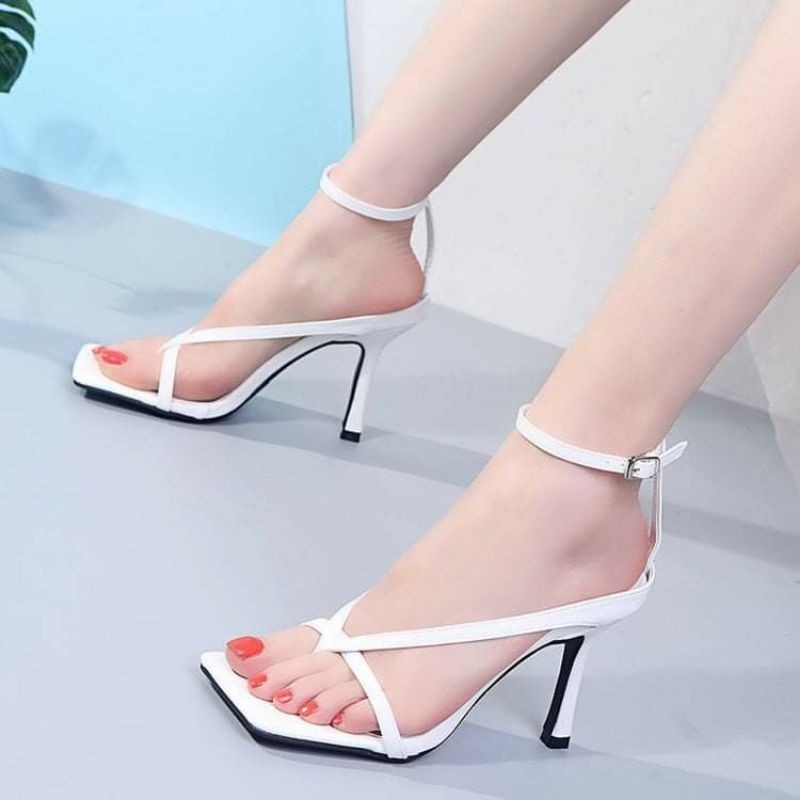 [HCM]Giày Sandal cao gót 7p xỏ ngón dây mảnh chữ V cá tính siêu hot