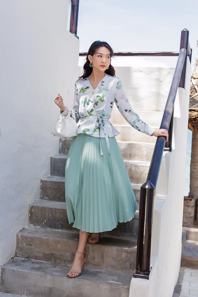 CLOTHESRACK - Chân váy lụa dập ly